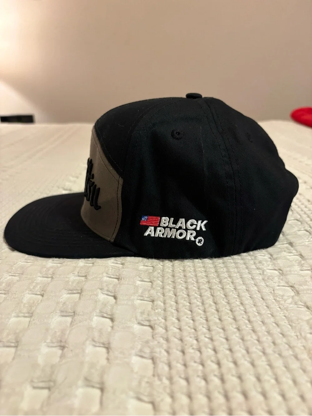 Black Armor Jiu Jitsu Embroidered Two-Tone Snapback Hat - Black & Brown